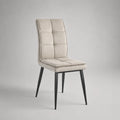 Chaise rembourrée en polyester beige avec pieds en acier noir, 45 × 56 × 88 cm